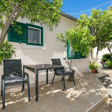 Appartement By The Sea Supetar, Brac - 17227