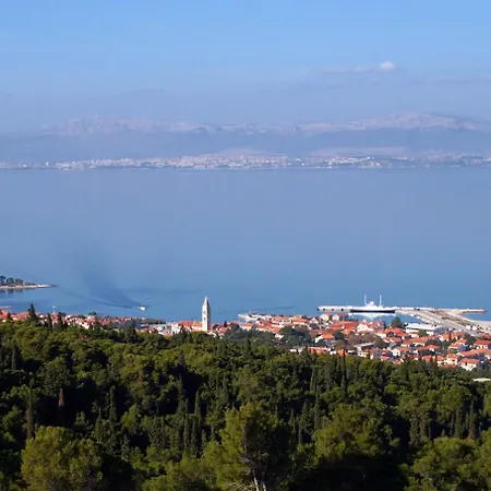 Apartment By The Sea Supetar, Brac - 17227 Supetar